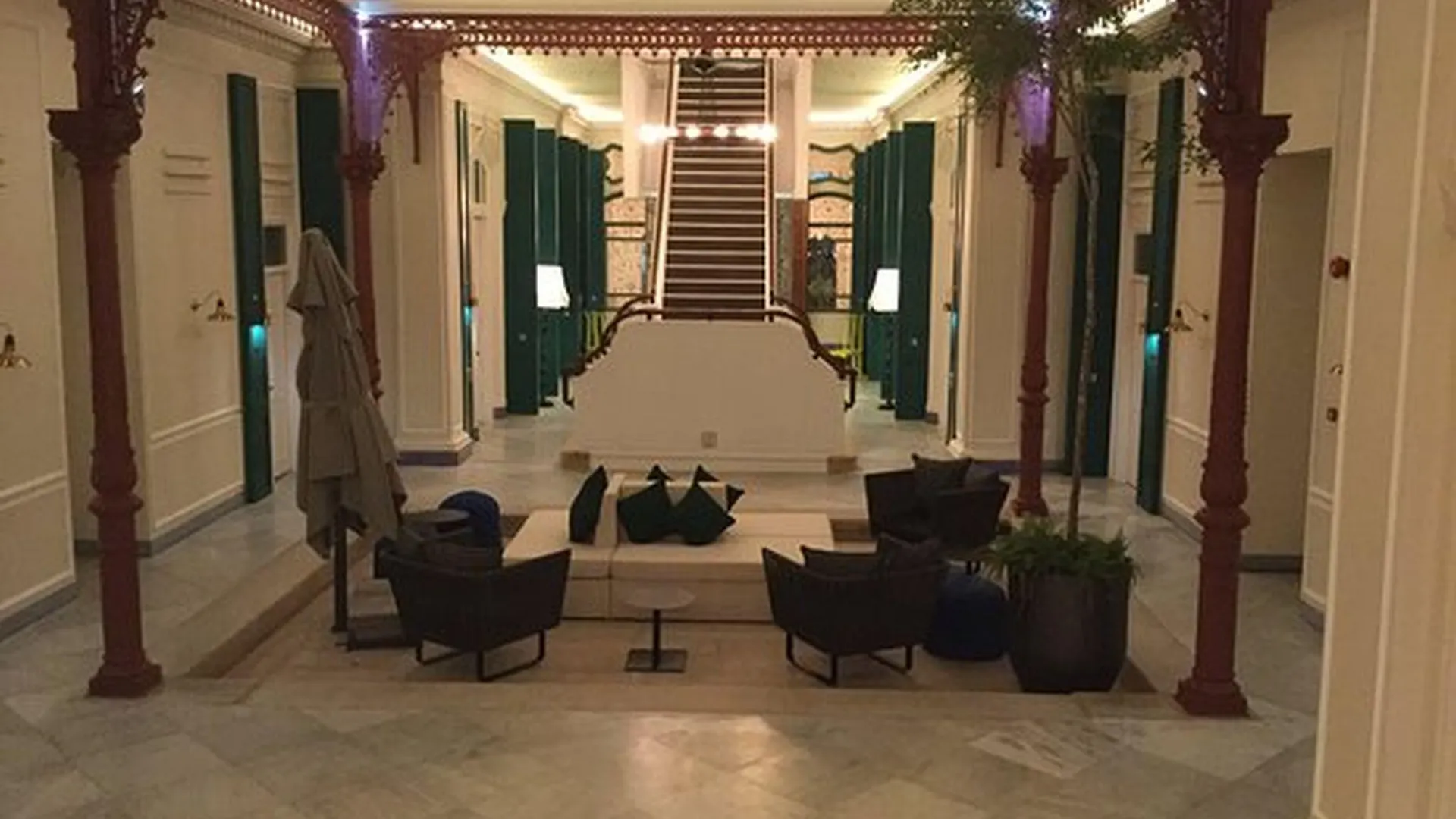 The Edison George Town Hotel