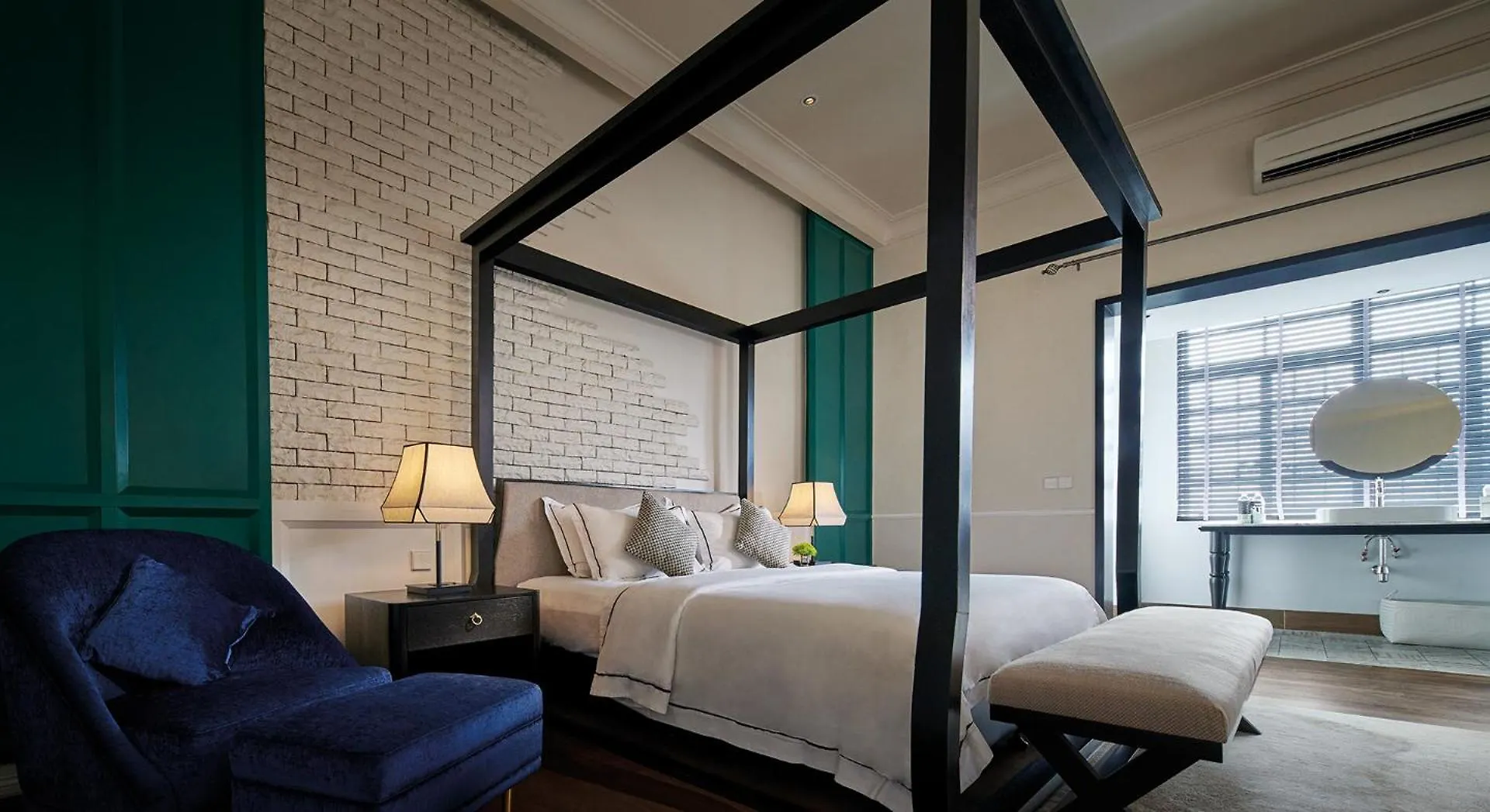 The Edison George Town Hotel