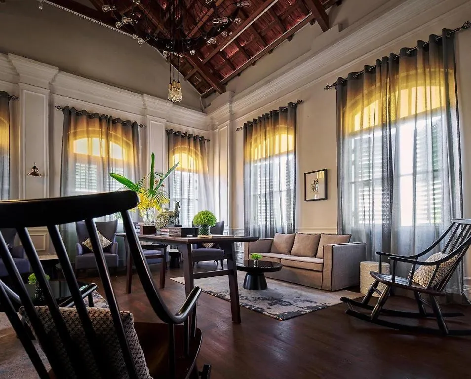The Edison George Town Hotel