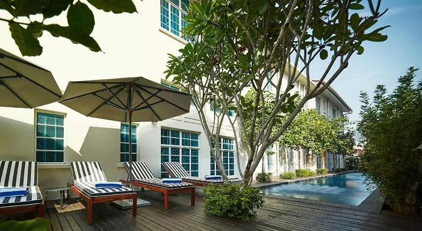 The Edison George Town Hotel