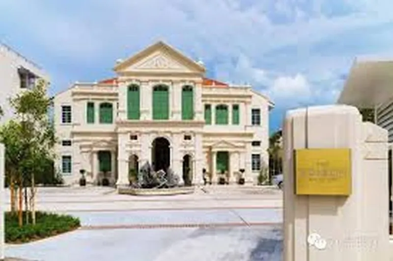 The Edison George Town Hotel