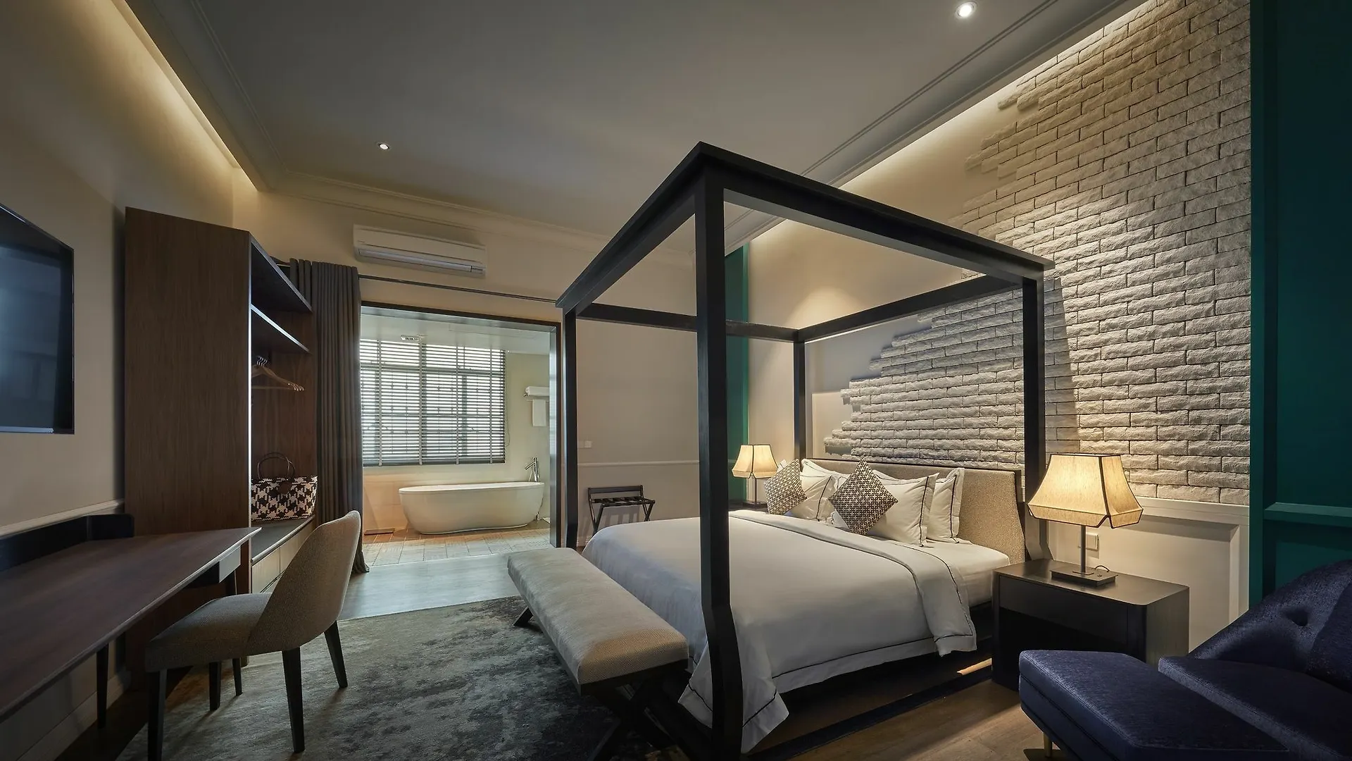 The Edison George Town Hotel 4*,  Malaysia